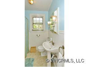 70 LINCOLN AVENUE - Photo 8