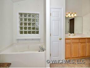 57 HIDDEN MOUNTAIN COVE - Photo 11
