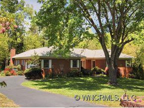 120 LARCHMONT DRIVE - Photo 2