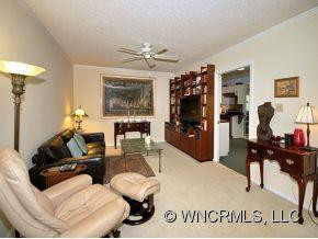 120 LARCHMONT DRIVE - Photo 5