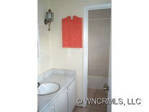 280 Foxcroft Dr. - Photo 10