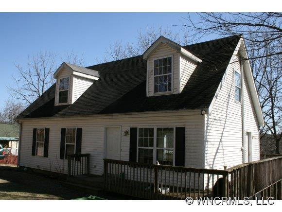 256 Clayton Ave