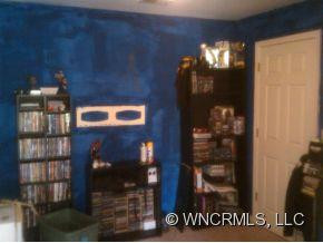 256 Clayton Ave - Photo 12