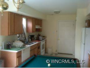 256 Clayton Ave - Photo 7