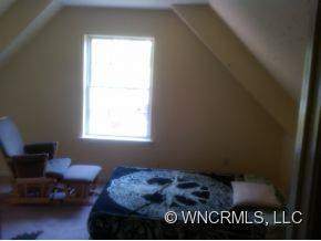 256 Clayton Ave - Photo 8