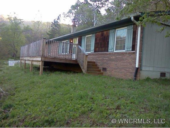24 South Valley Dr.