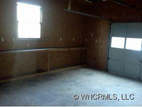 24 South Valley Dr. - Photo 11