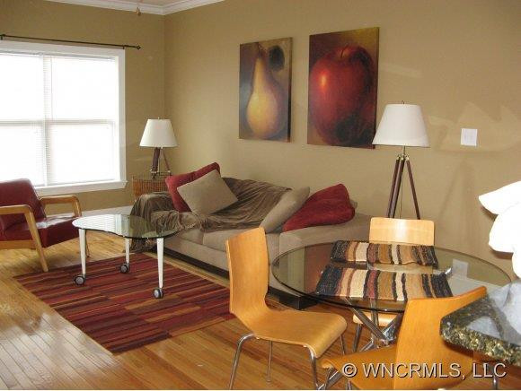 155 S Lexington Ave, Unit 410