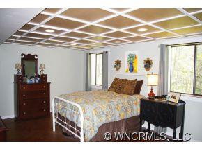 65 Pine Tree Lane - Photo 13