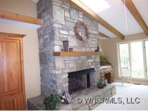 102 Paula Place - Photo 4