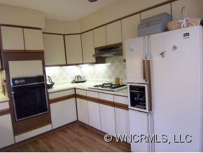 102 Paula Place - Photo 6