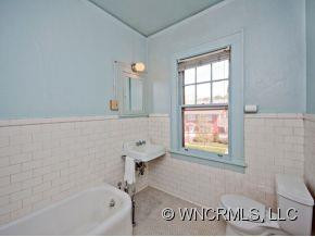 37 GRACELYN ROAD - Photo 8