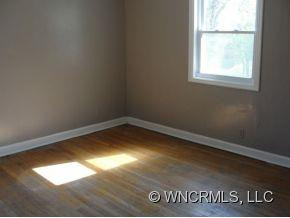 34 ERSKINE STREET - Photo 6
