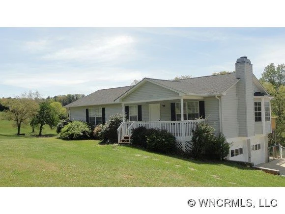 95 Goldview Road