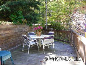 2038 Memorial Hwy - Photo 14