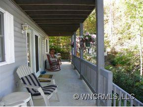 2038 Memorial Hwy - Photo 16