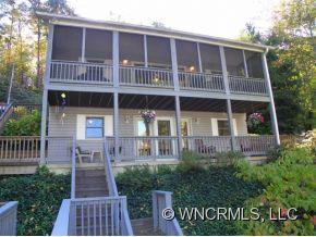 2038 Memorial Hwy - Photo 18