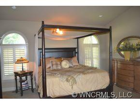 239 BEARWALLOW MOUNTAIN RD - Photo 11