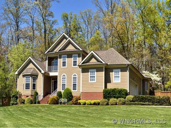 11 BAINBRIDGE COURT