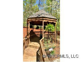 11 BAINBRIDGE COURT - Photo 21
