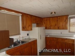 559 Bailey Street - Photo 8