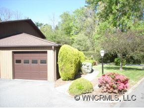 105 E-3 BENT TREE - Photo 3