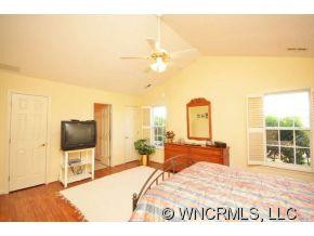 358 Stonehollow Road - Photo 12