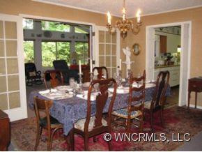 23 Twin Hills Drive - Photo 3
