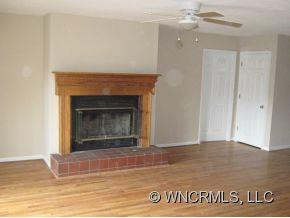 191 Roy Forrester Road - Photo 2