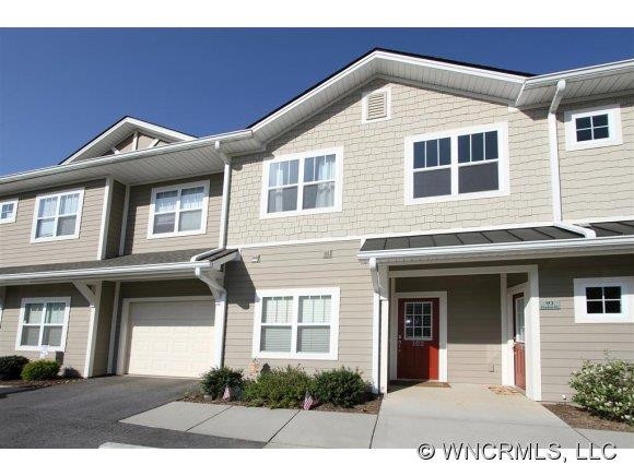 93 Foxden Drive #102