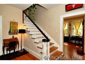 149 Hillside Street - Photo 4