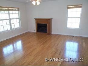 594 Oak Grove Road - Photo 3