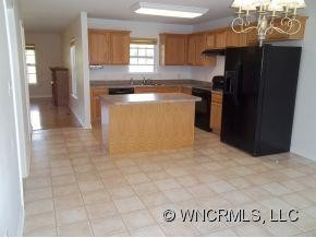 594 Oak Grove Road - Photo 5