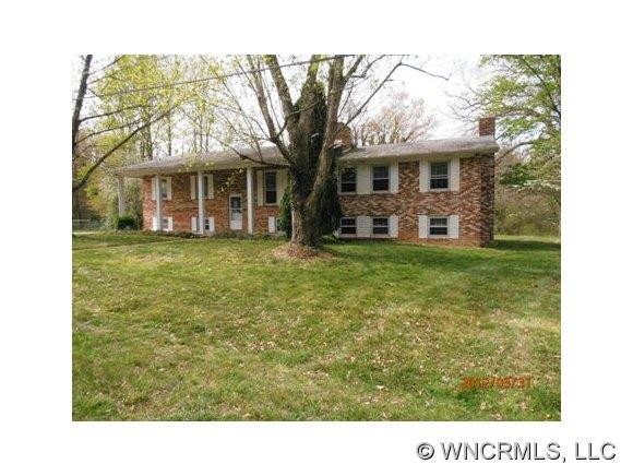 114 Greenfield Lane