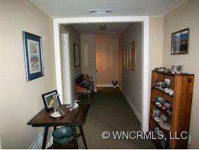 802 Peregrine Drive - Photo 18