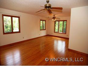 1028 W. BLUE RIDGE ROAD - Photo 2