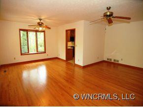 1028 W. BLUE RIDGE ROAD - Photo 3