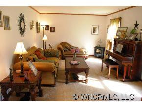 27 Wilkie Way - Photo 17