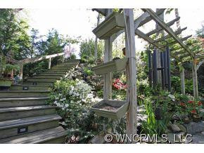 930 Sunlight Ridge Drive - Photo 22