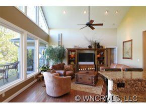 930 Sunlight Ridge Drive - Photo 5