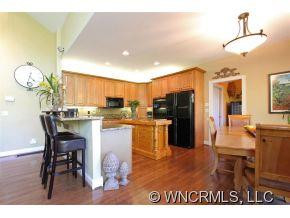930 Sunlight Ridge Drive - Photo 6