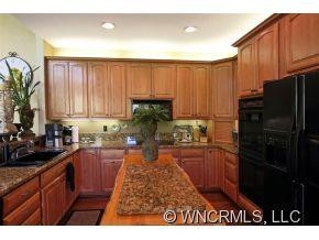 930 Sunlight Ridge Drive - Photo 7