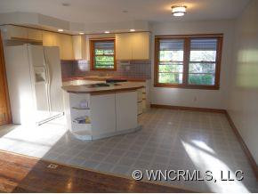 203 RED BOW LANE - Photo 3