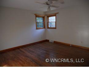 203 RED BOW LANE - Photo 6