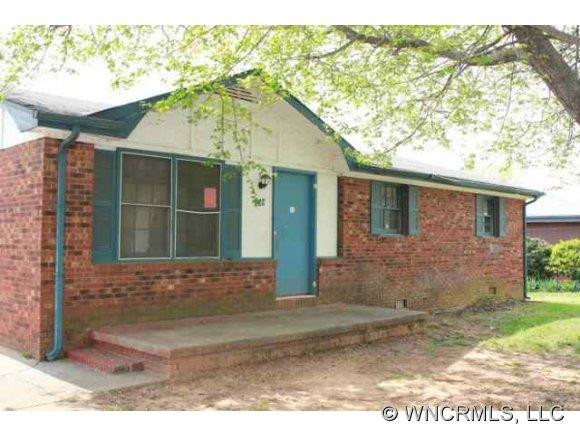 138 Old Castle LAne