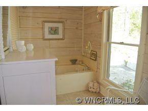138 Moytoy Lane - Photo 13