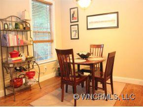 242 TRADITION WAY - Photo 12