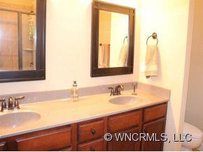 242 TRADITION WAY - Photo 18