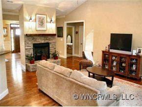 242 TRADITION WAY - Photo 3