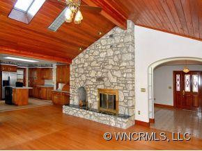 5 WEST RIDGEWAY DRIVE - Photo 6